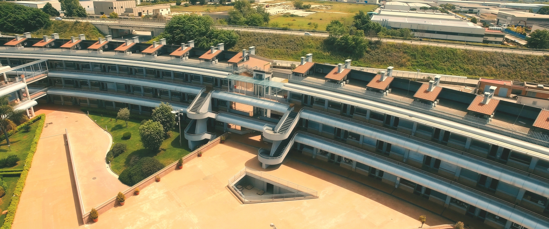 HeroImg 3 - Home - Oromare